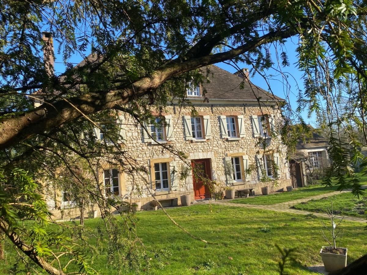 Une Vie En Rose Pressagny-lʼOrgeuilleux Εξωτερικό φωτογραφία